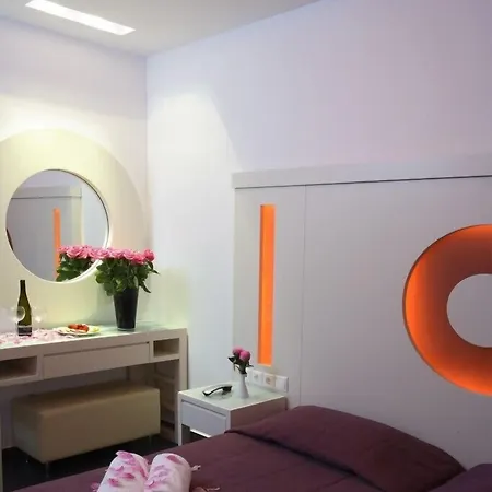 Matogianni Mykonos Town