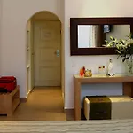호텔 Matogianni 2*