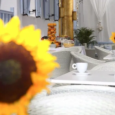 Hotel Matogianni 2*