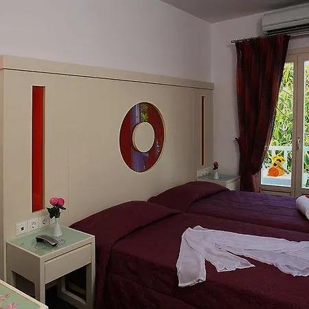 Matogianni 2* Mykonos Town